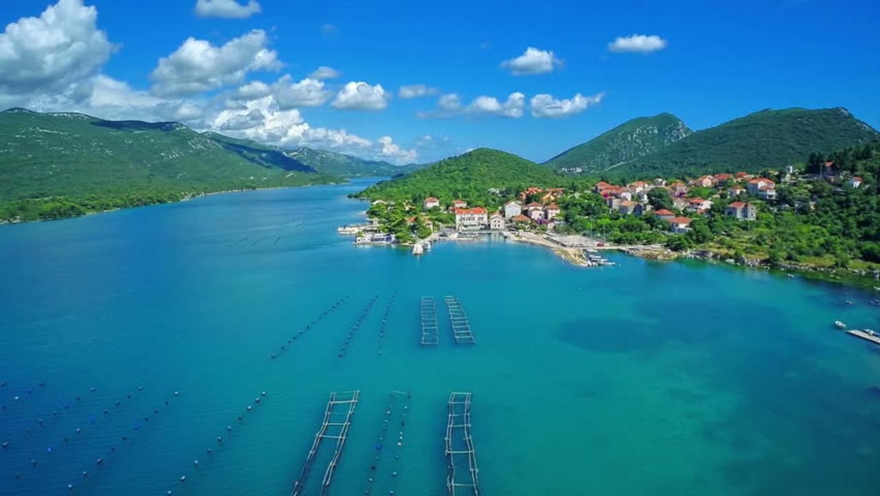 Villa Menalo Hodilje Buitenkant foto